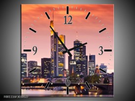 Wandklok op Glas Gebouw | Kleur: Paars, Zwart | F001116CGD